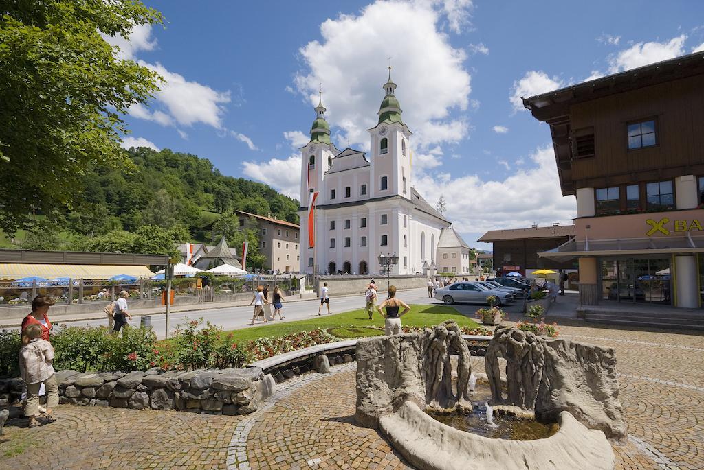 Haus Hirzinger Apartment Brixen im Thale Bagian luar foto